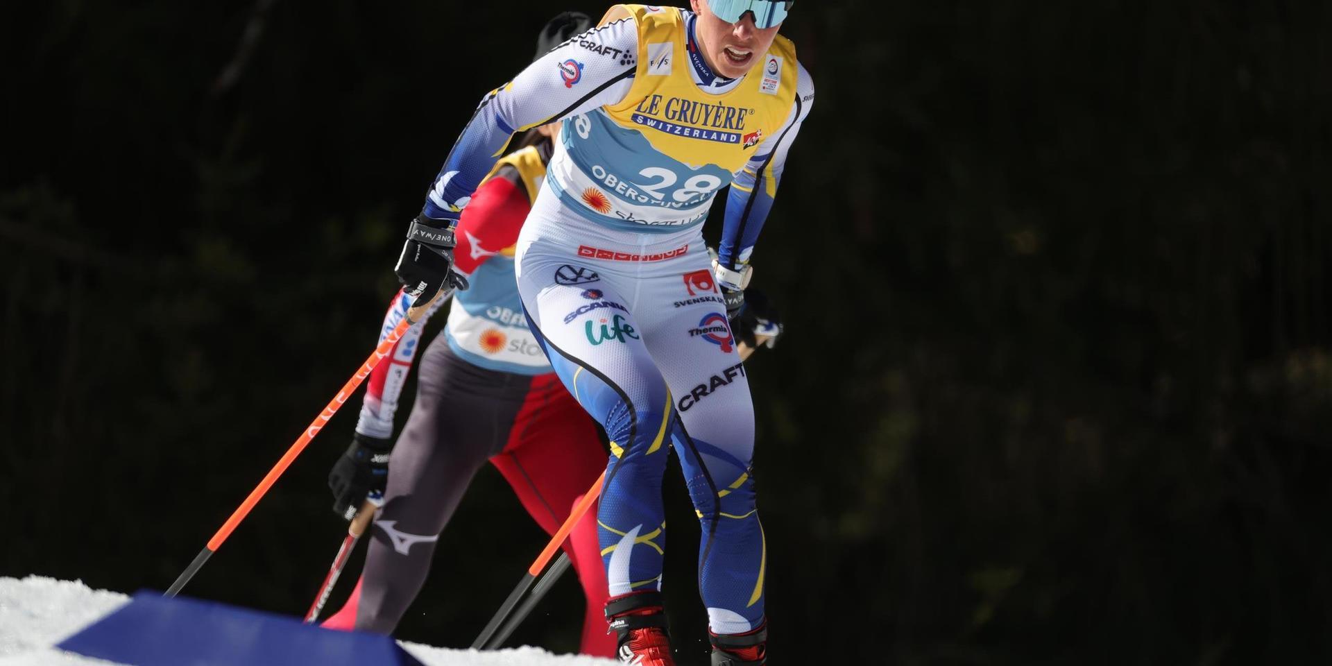 Charlotte Kalla under 10 kilometer fri stil på skid-VM i Oberstdorf.