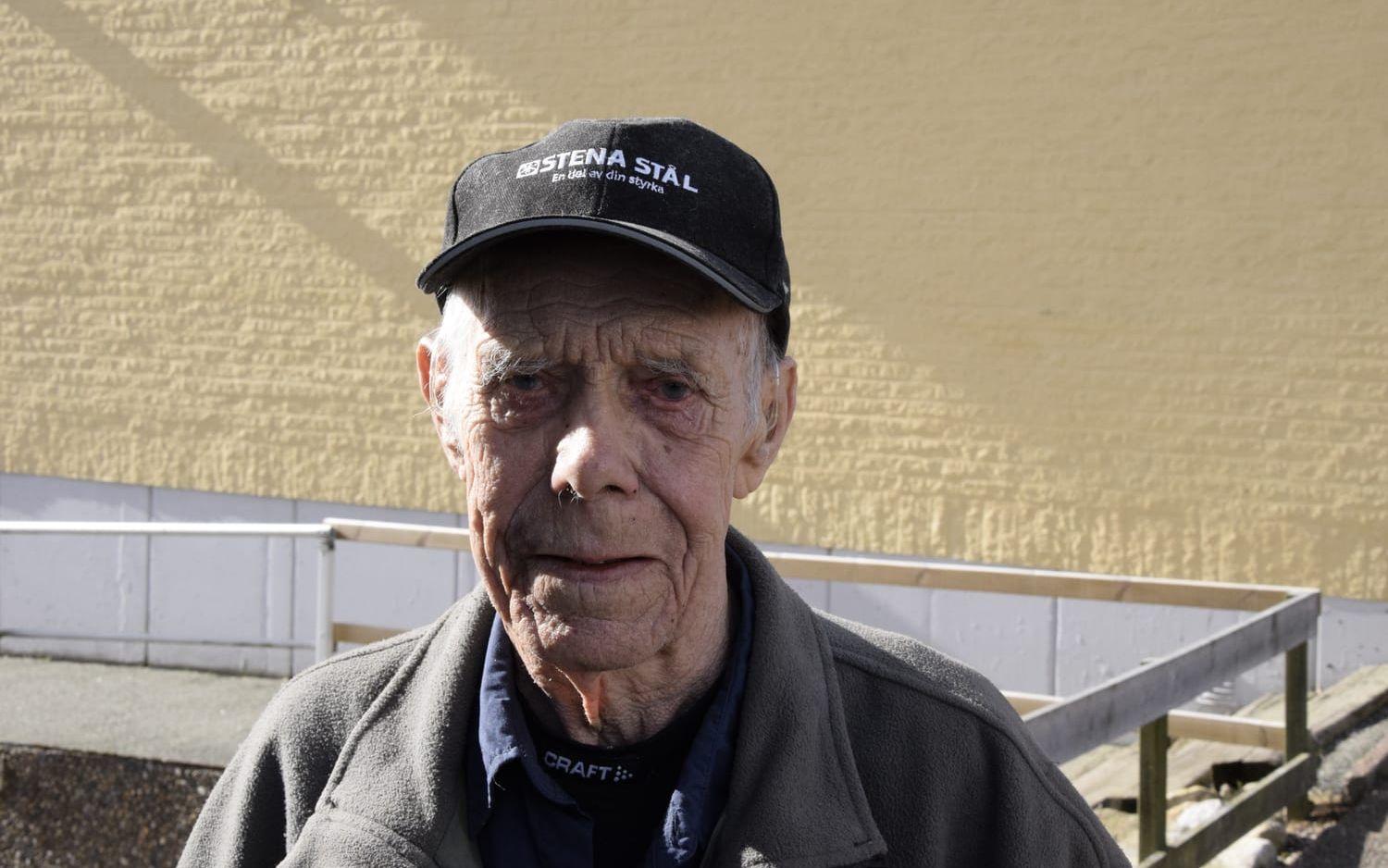 - Det är bra och trevligt folk på alla sätt och vis här, säger Gunnar Johansson 85 år.