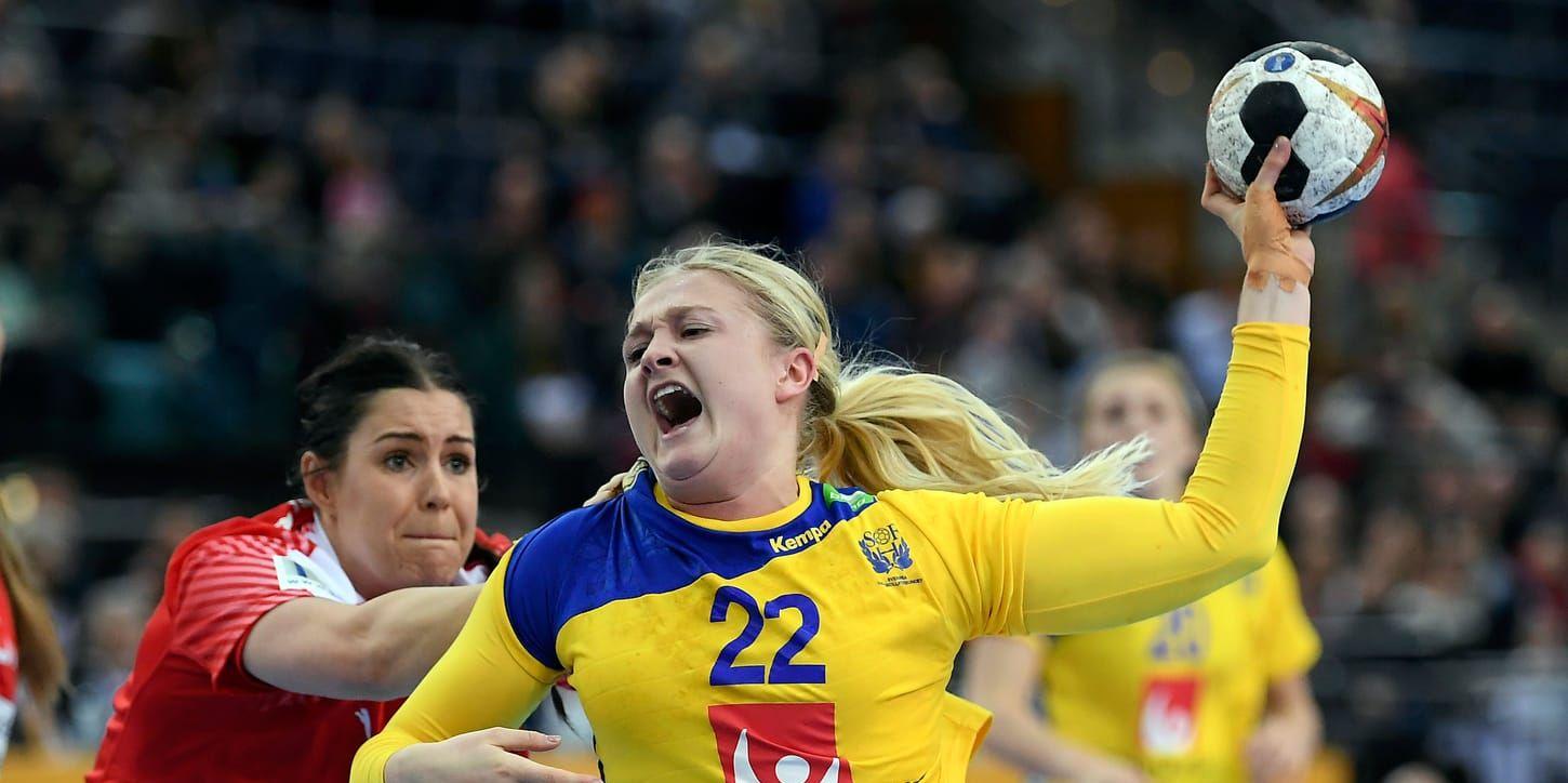 Hanna Blomstrand på World Women's Handball Championships kvartsfinal mellan Sverige och Danmark, i Leipzig, Tyskland. Bild: Hendrik Schmidt/AP