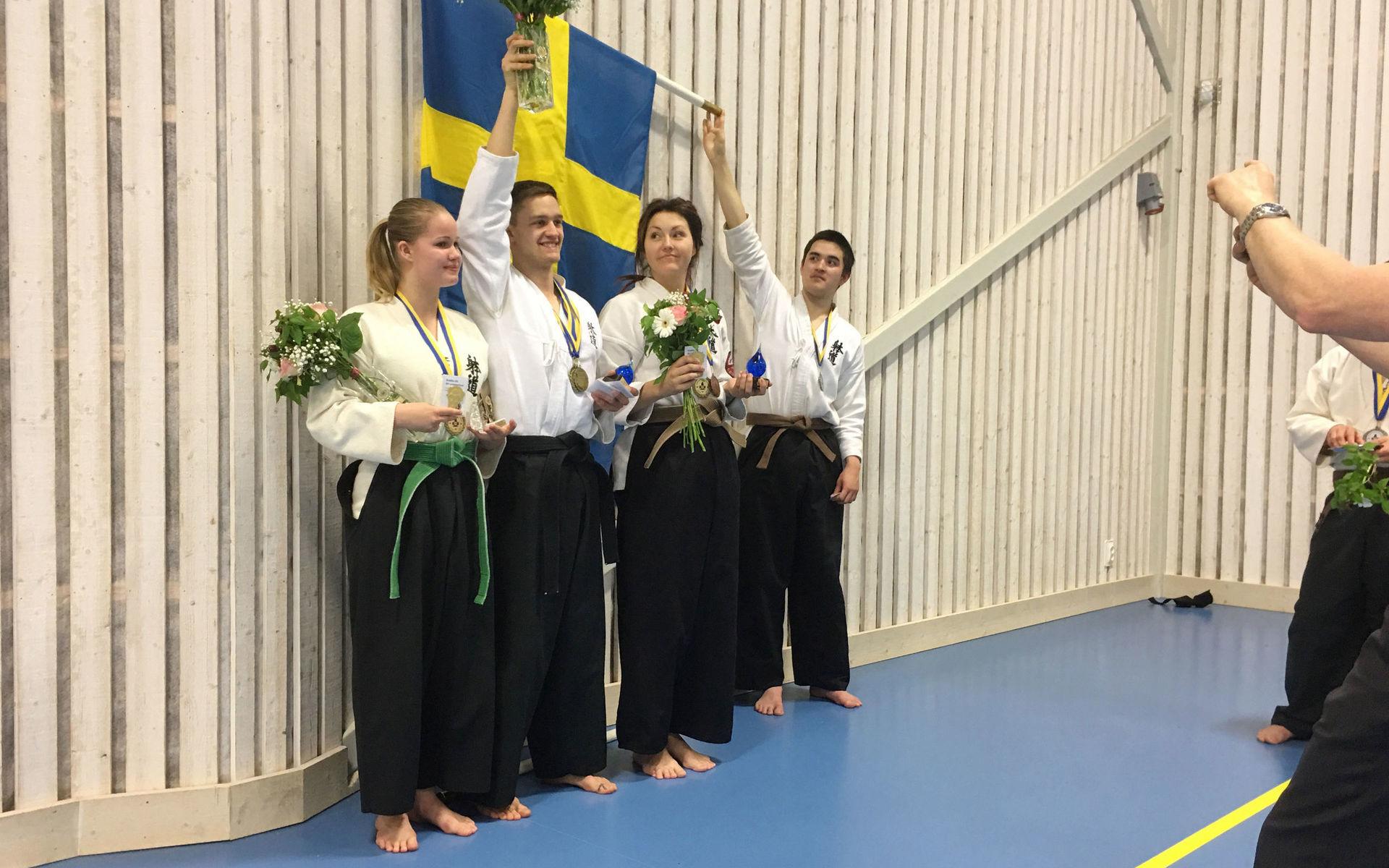 Rosanna Hansson vann SM-guld i taido – samt brons i lagtävlingen.