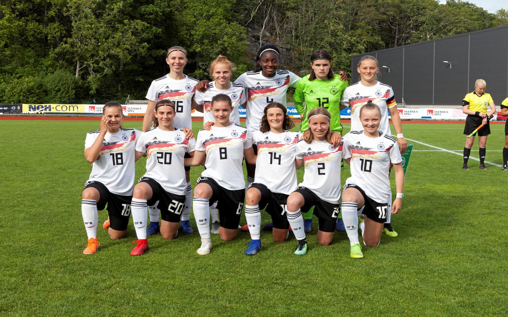 Tyskland-England 4-1 Final F16-turneringen.