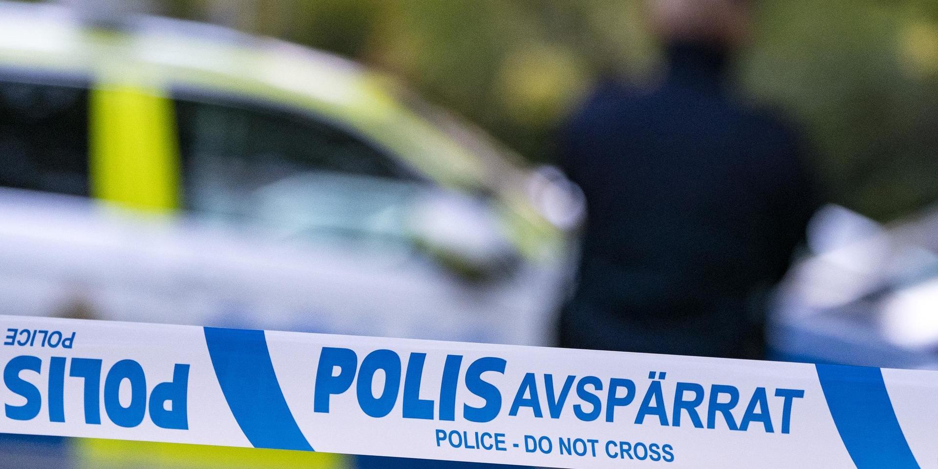 Poliser utsattes för stenkastning i Uppsala. Arkivbild.