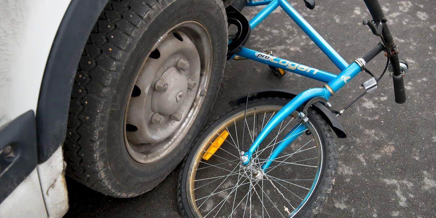 En trafikolycka mellan en pojke på cykel och en personbil har inträffat i Eslöv. Arkivbild.
