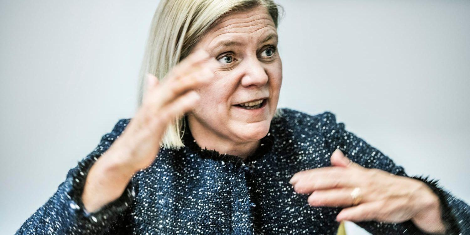 Finansminister Magdalena Andersson (S) är nöjd med att kunna stödja tidningsbranschen. Arkivbild.