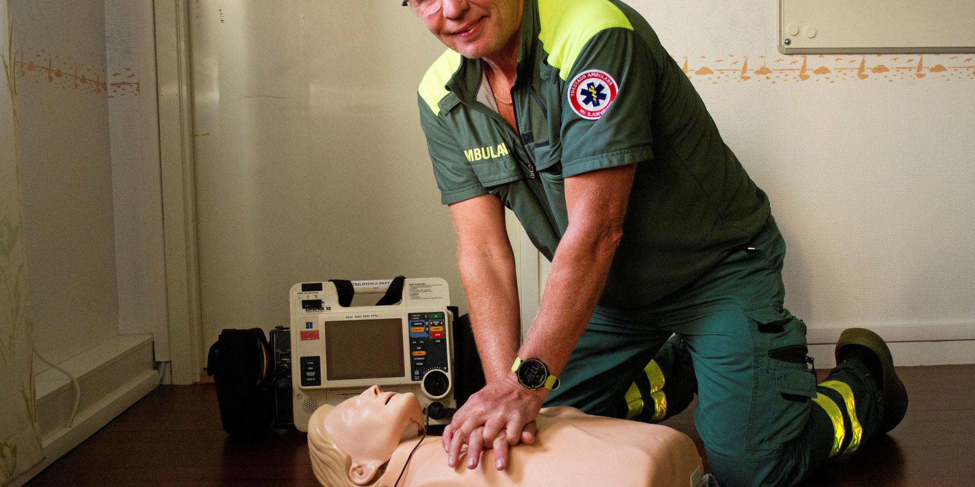 Bror Widén, ambulanssjuksköterska, kommer att finnas på plats på Torp på lördag för att visa och informera om HLR.