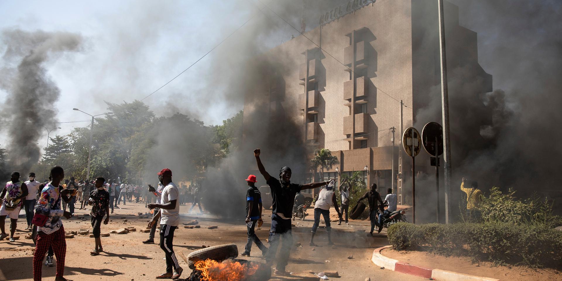 Flera personer ska ha skadats under lördagens protester i Burkina Faso.