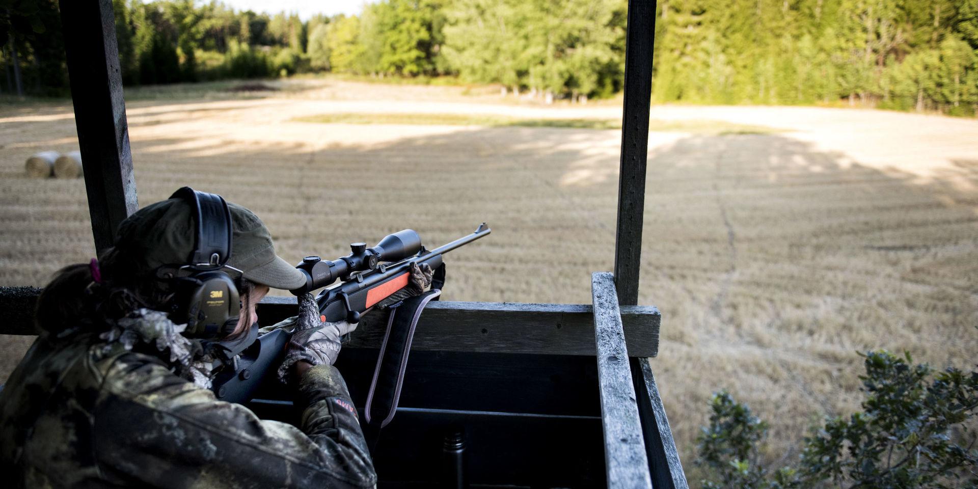 Nya föreskrifter för skjutbanor hotar jägares möjligheter att öva. 