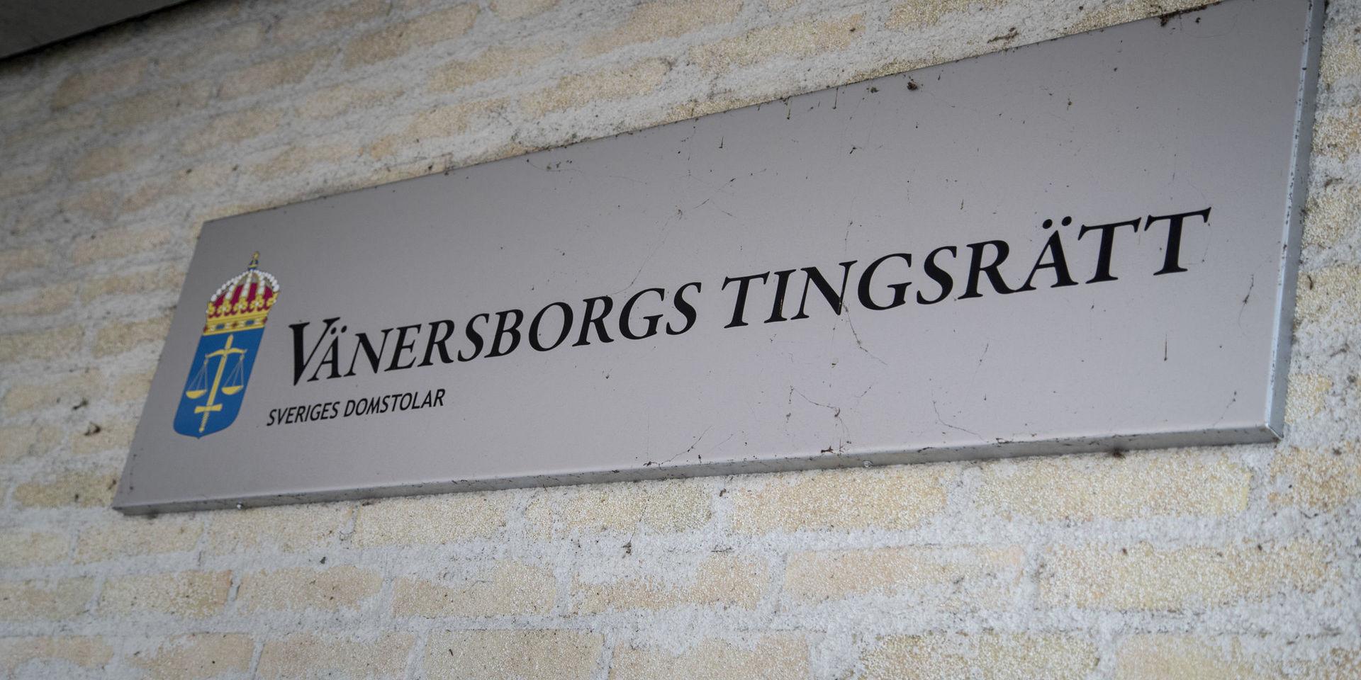 En man begärs häktad vid Vänersborgs tingsrätt, misstänkt för bland annat ett våldtäktsförsök. Arkivbild.