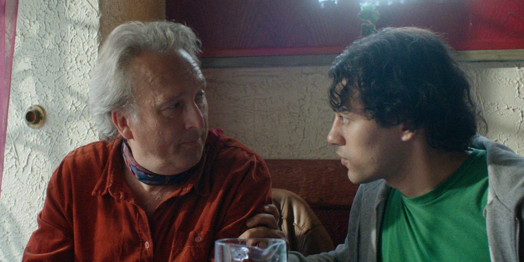 Samspelet mellan Philip Zandén och Simon Settergren är filmens stora behållning. Pressbild.
