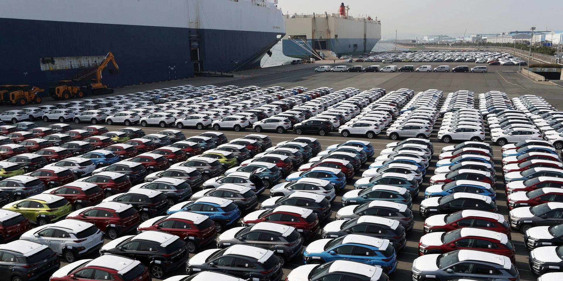 Hyundai-bilar väntar på att skeppas utomlands i Ulsan, Sydkorea. Arkivbild.