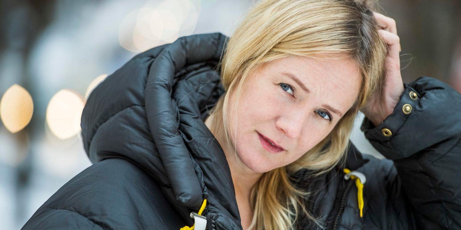Lina Thomsgård uppger att hon pressades av SVT att inte ta ut föräldraledighet – om hon gjorde det skulle hon kanske inte få fortsätta som programledare. Arkivbild.