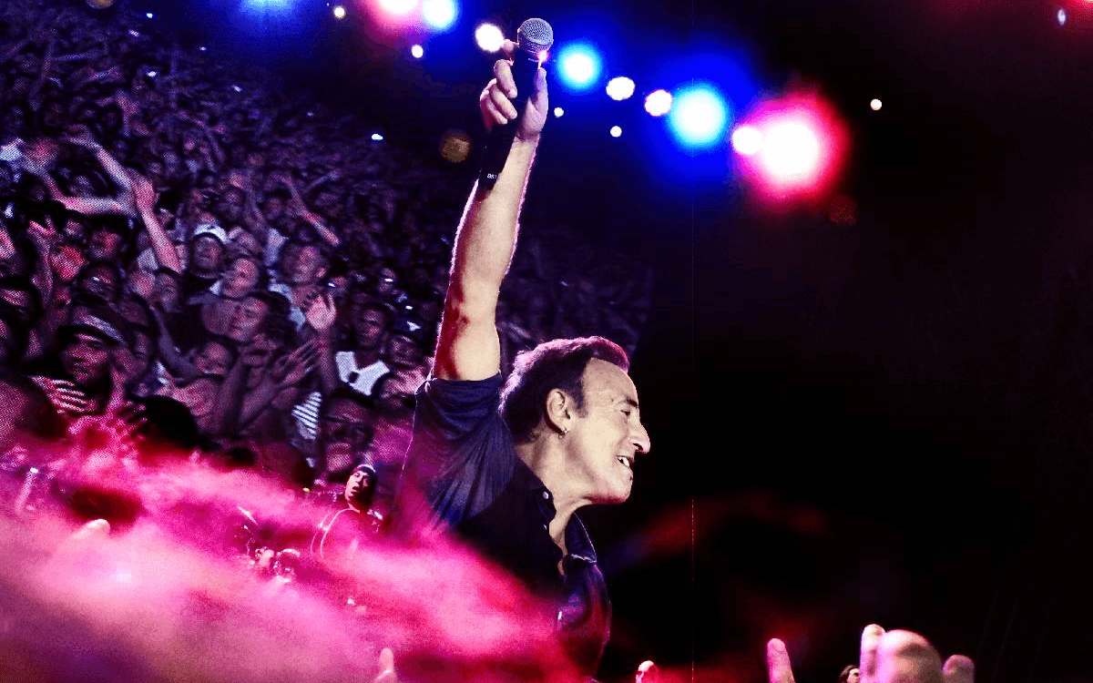 Publikrekord på Bruce Springsteens Ullevi-konsert 2012. Foto: Robin Aron Olsson.