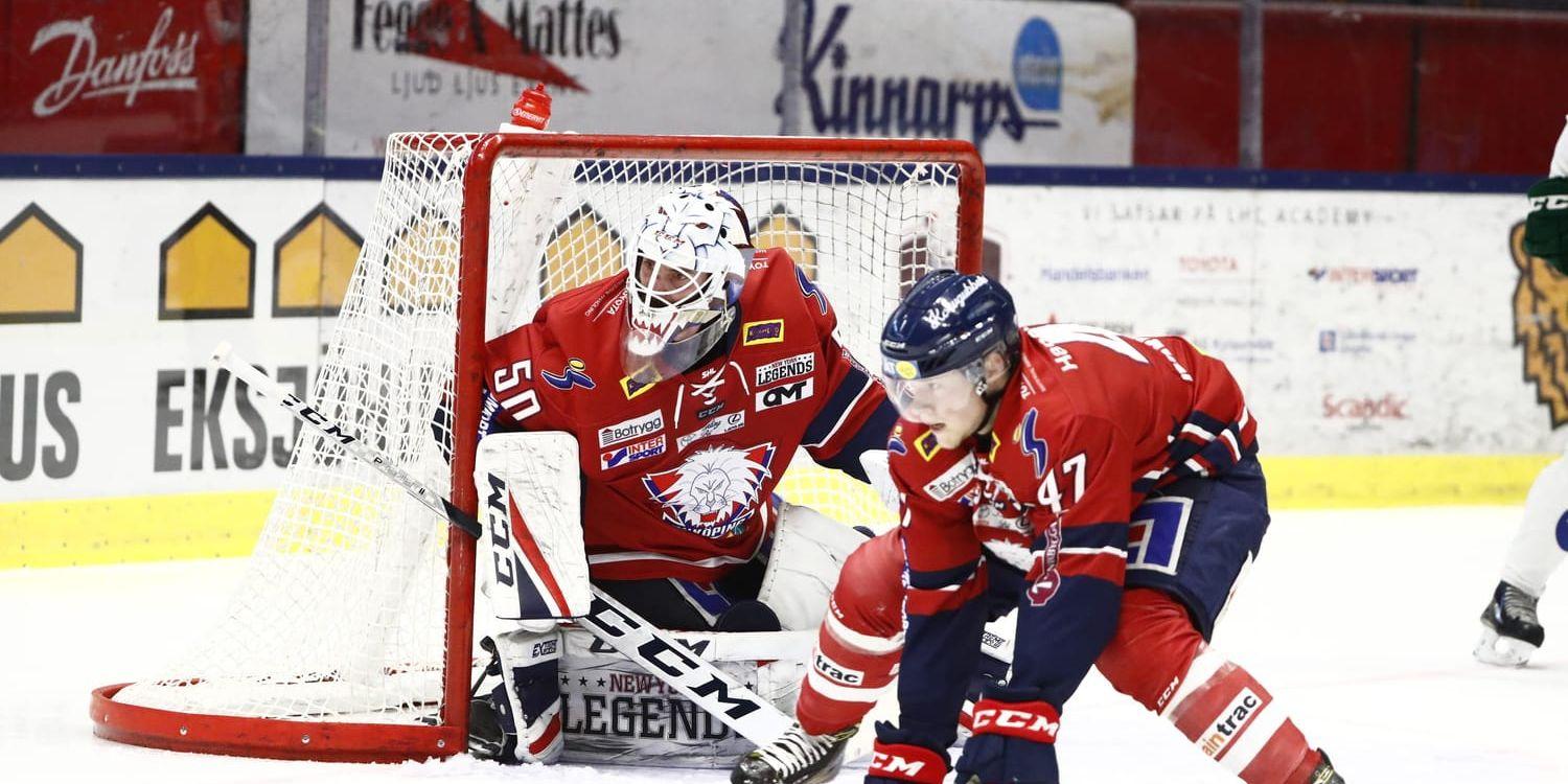 Linköpingsbacken Anton Karlsson stängs av tre matcher för en bentackling.