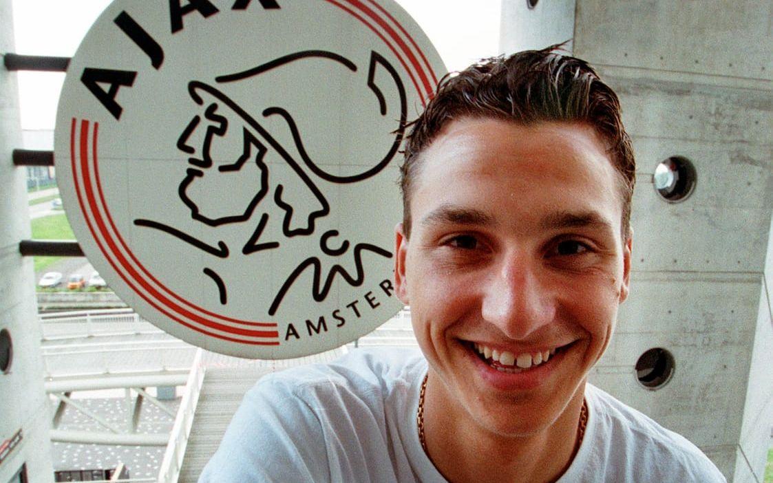 Sommaren 2001 skrev han på för Ajax och den sagoliga proffskarriären inleddes. Foto: Bildbyrån
