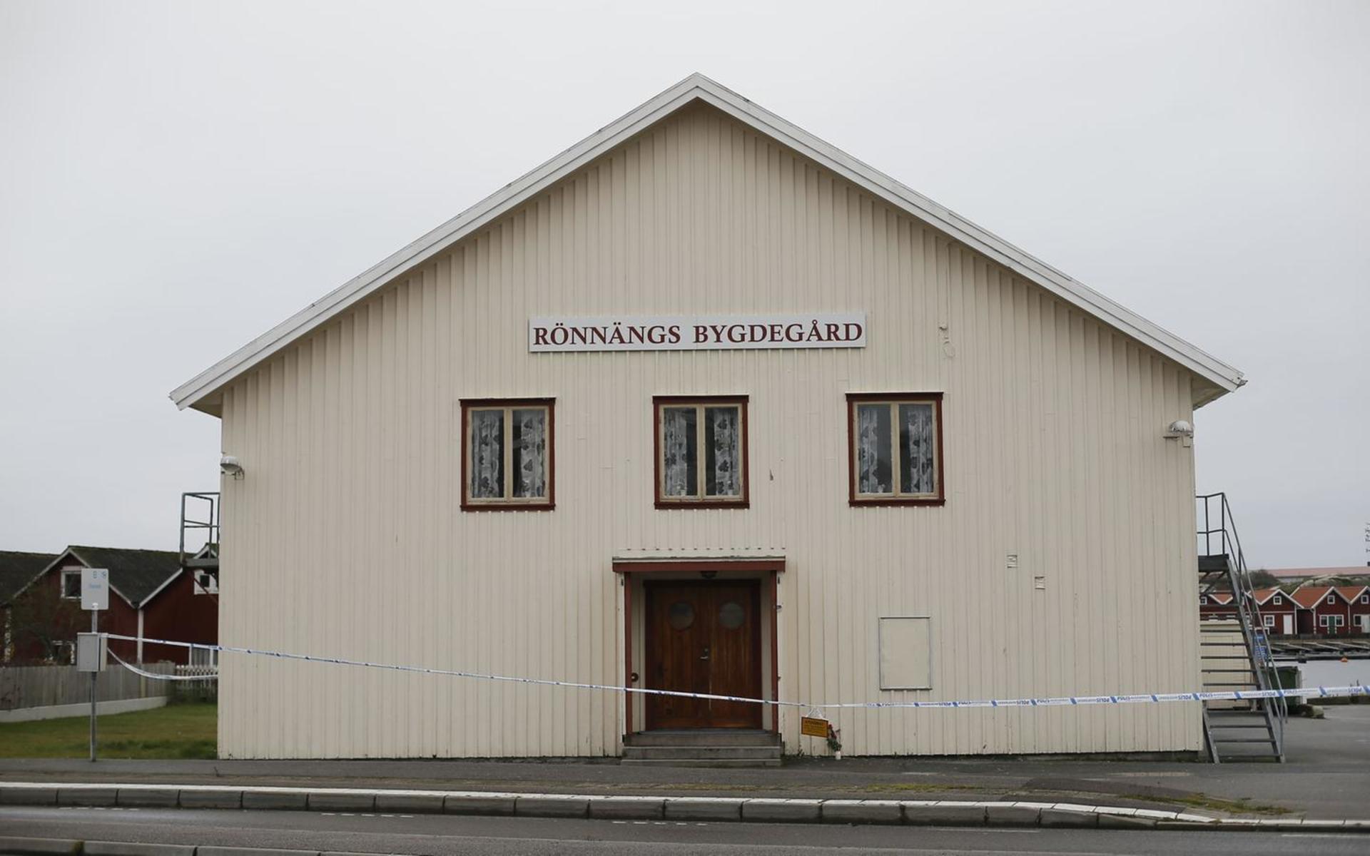 Festen ägde rum på bygdegården i Rönnäng.