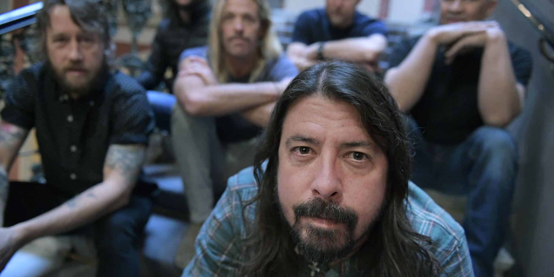 Foo Fighters släpper en tidigare outgiven liveinspelning för Area 51.
