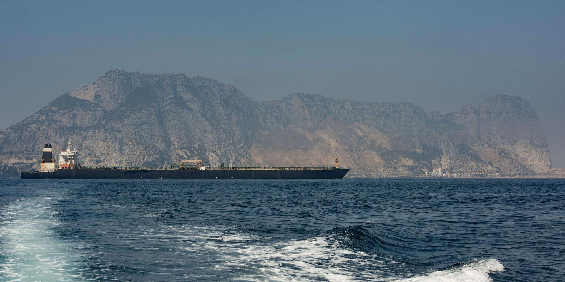 Den iranska oljetankern Adrian Darya 1, som tidigare hette Grace 1, här utanför Gibraltar i helgen.