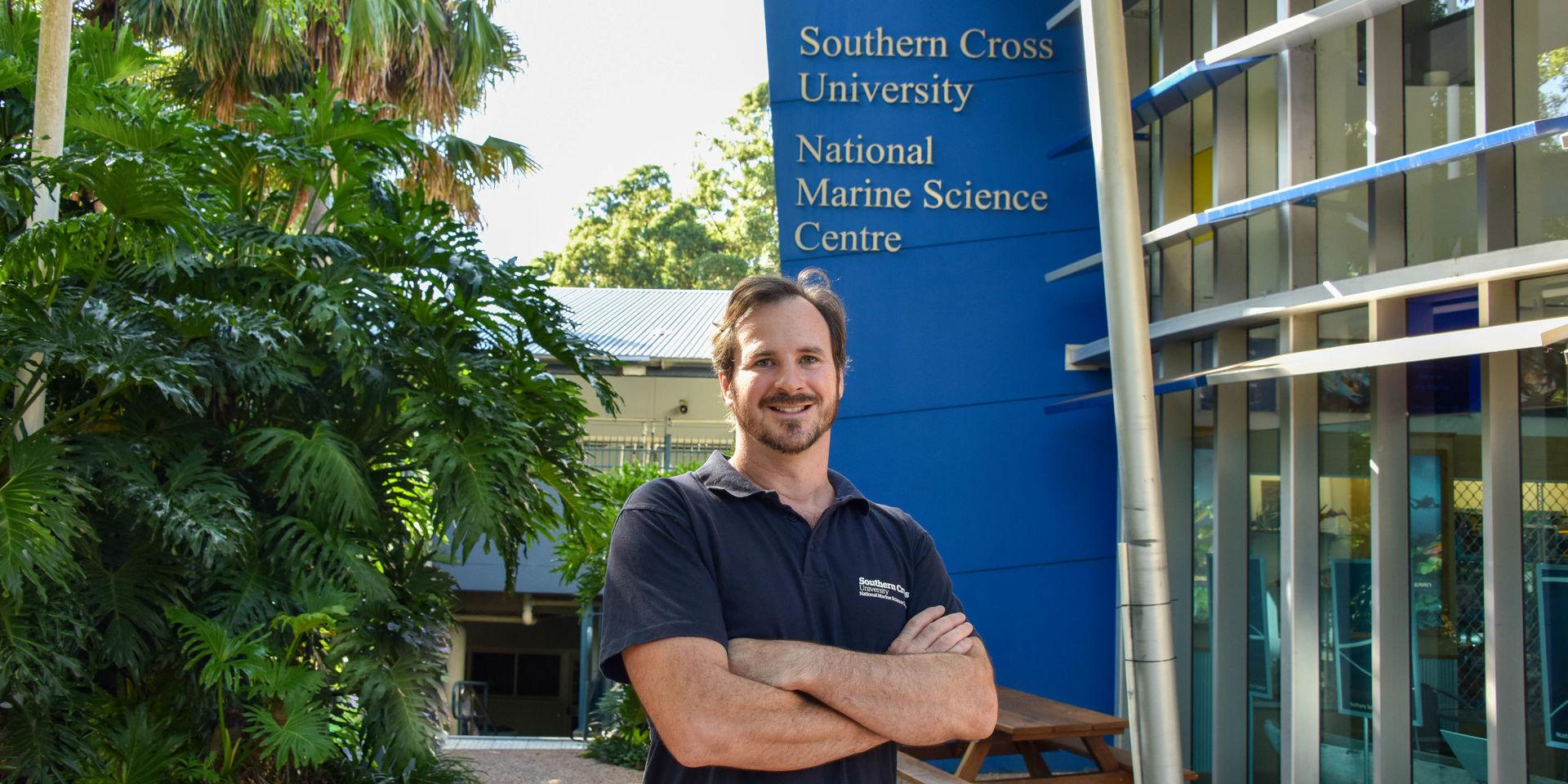 Daniel Harrison, doktor i biologisk oceanografi, har lett studien. 