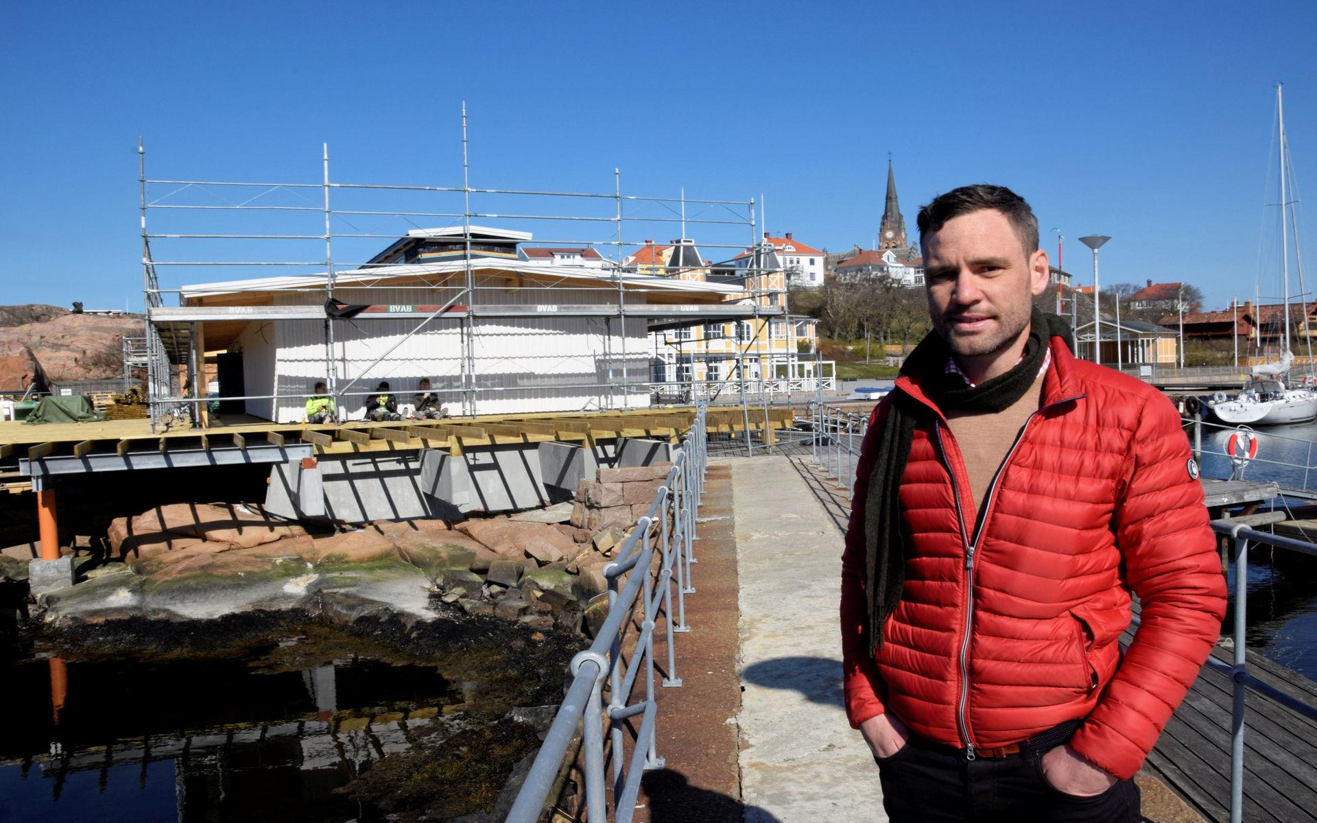 Christian Wrangmo är fastighetschef i Lysekils kommun. Han håller nu på att undersöka hur den nya servicebyggnaden i Havsbadsområdet ska kunna användas året runt.
