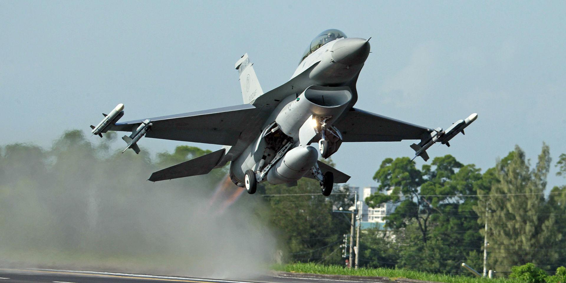 Vita huset vill sälja stridsflygplanet F-16 till Taiwan. Arkivbild.
