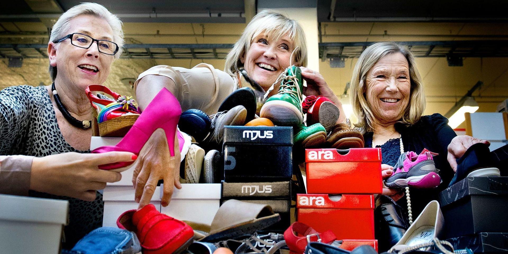 Systrarna Marianne Ählström, Christina Taurell och Lena Tropp leder kedjan Johanssons skor.