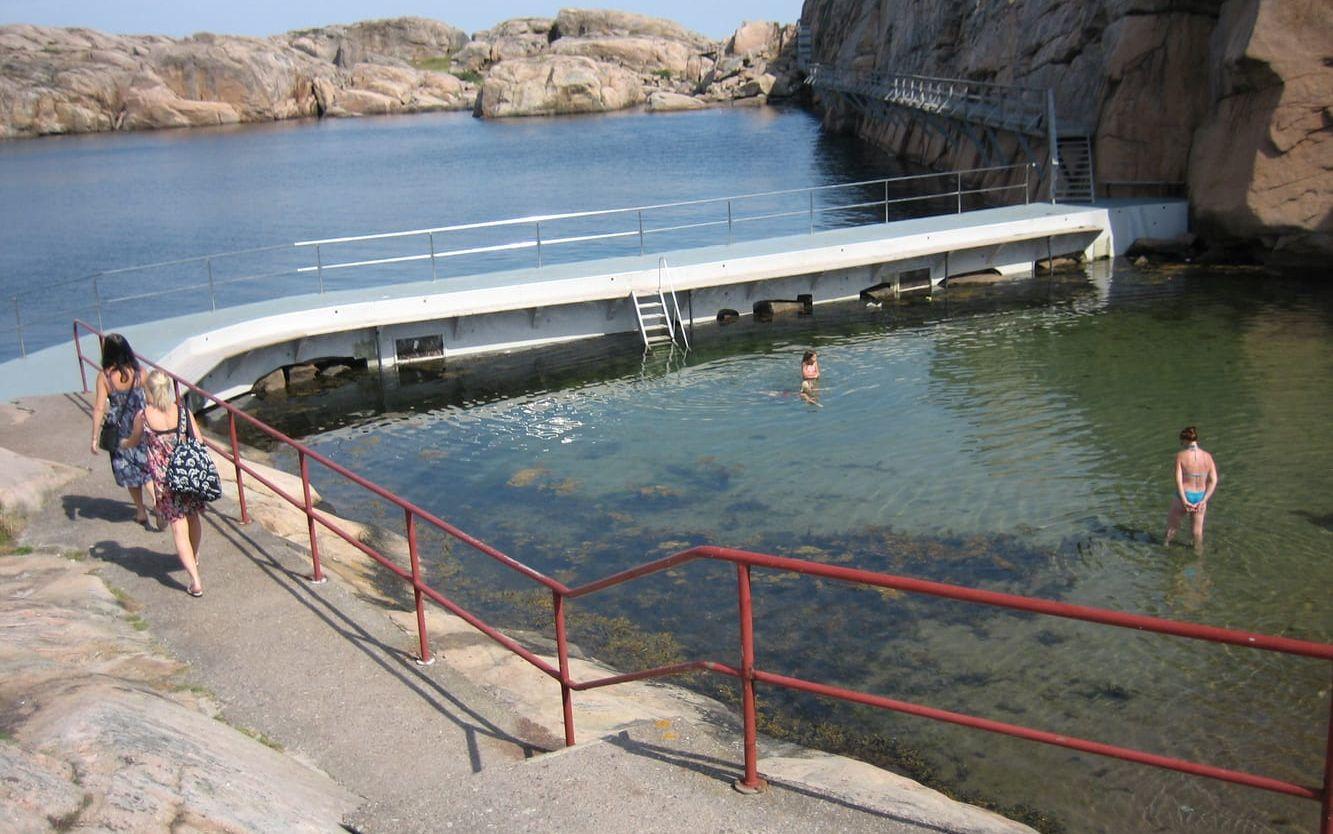 Badplatsen vid Vallevik har örådet fixat till.