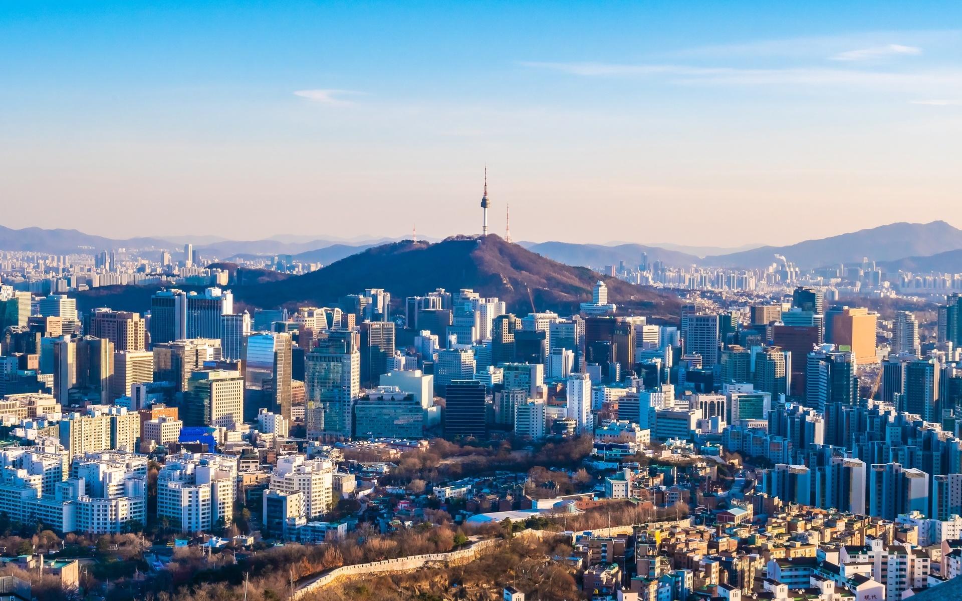 Sydkorea hamnar på en andraplats tillsammans med Tyskland och får enligt Henley Passport Index 190 poäng. På bilden ser vi Sydkoreas huvudstad Seoul.