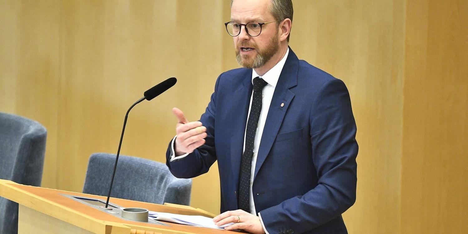 Inrikesminister Mikael Damberg (S) under tisdagens debatt.