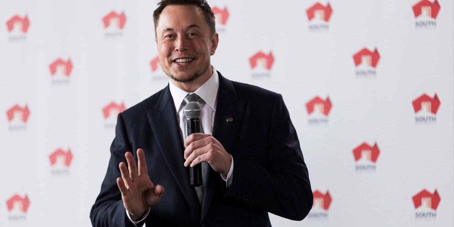Tesla vd Elon Musk när han presenterade planerna på vad han beskriver som världens största litiumbatteri.