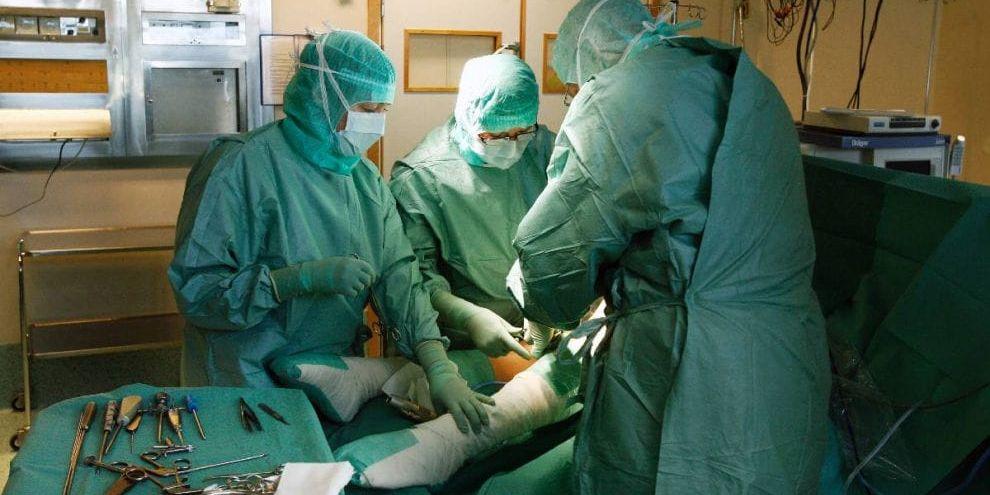 Hur många kirurger som den senaste tiden har lämnat kirurgkliniken på Näl är osäkert men flykten har tveklöst orsakat stora problem.