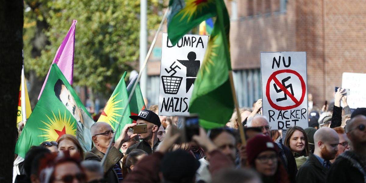 Bekämpar nazismen. Motdemonstration i Göteborg.