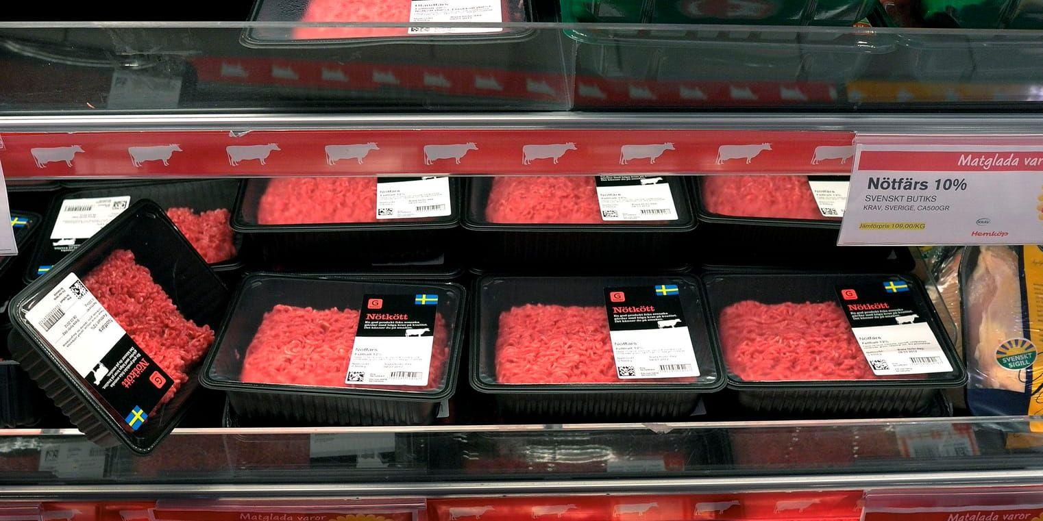Fusket med livsmedel i Sverige beskrivs som "omfattande". Bland annat har utländskt kött marknadsförts som svenskt. Arkivbild.