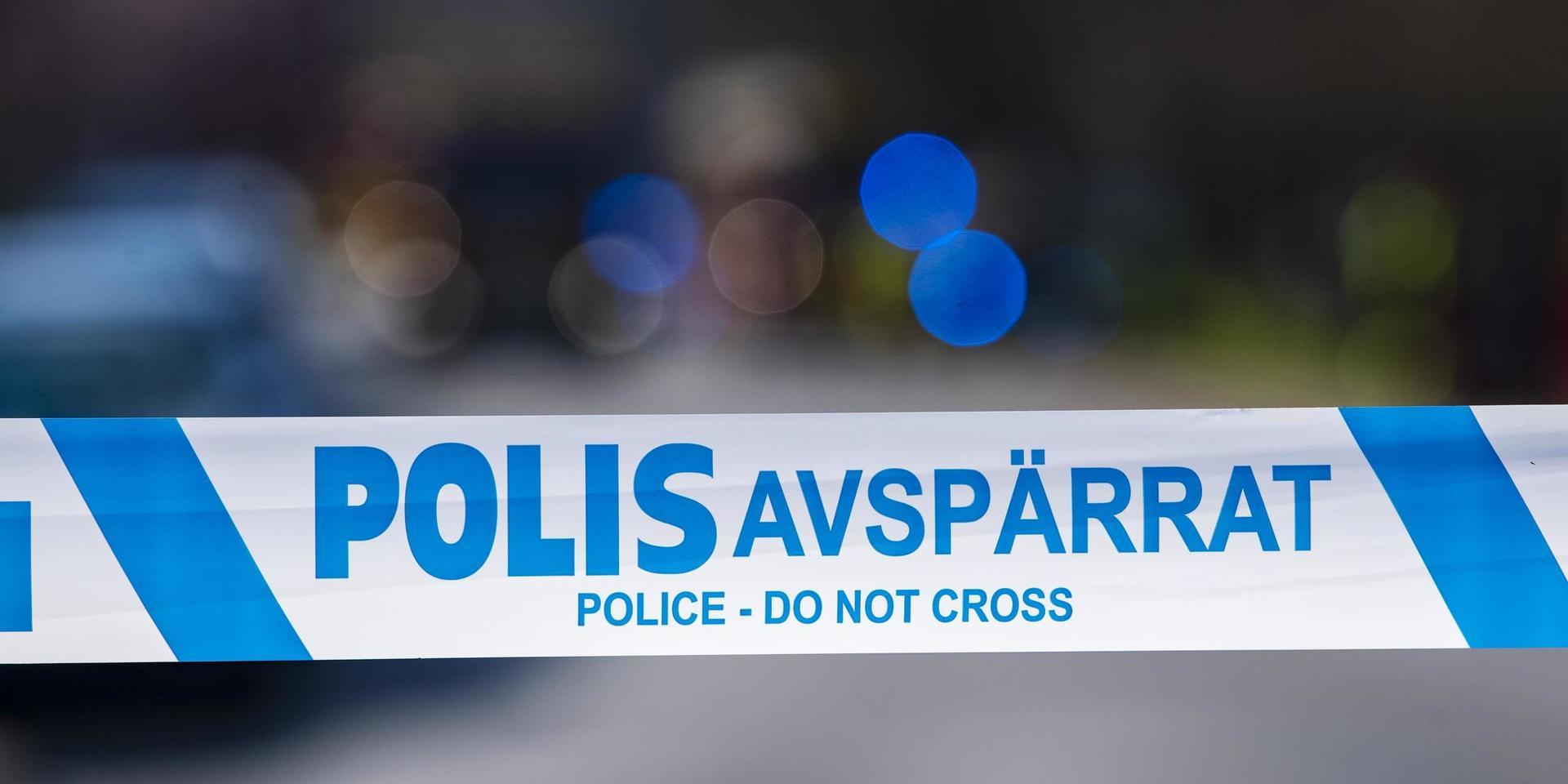 En ung man, i 'övre tonåren' enligt polisen, har skjutits i benet i Sandviken. Arkivbild.