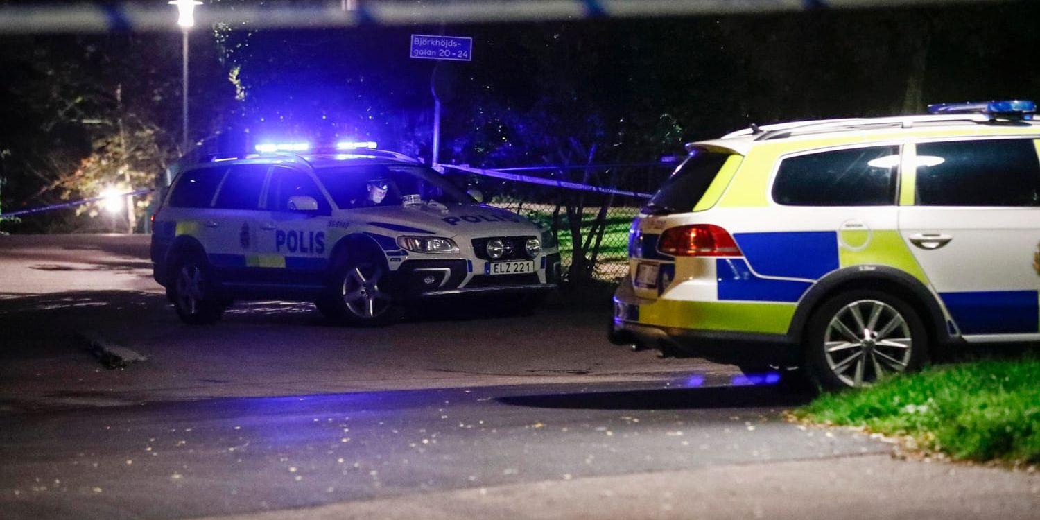 Polisen har gjort ett stort vapenbeslag som tros ha kopplingar till den pågående gängkonflikten i Tynnered i Göteborg. Arkivbild.
