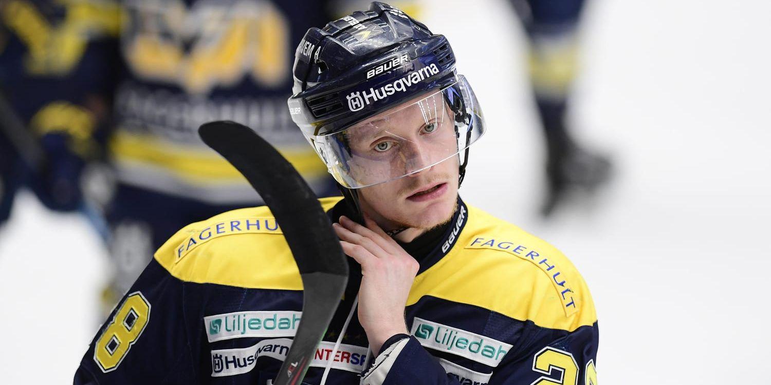SM-guldvinnande centern Anton Bengtsson lämnar HV71 efter flera säsonger i klubben. Arkivbild.