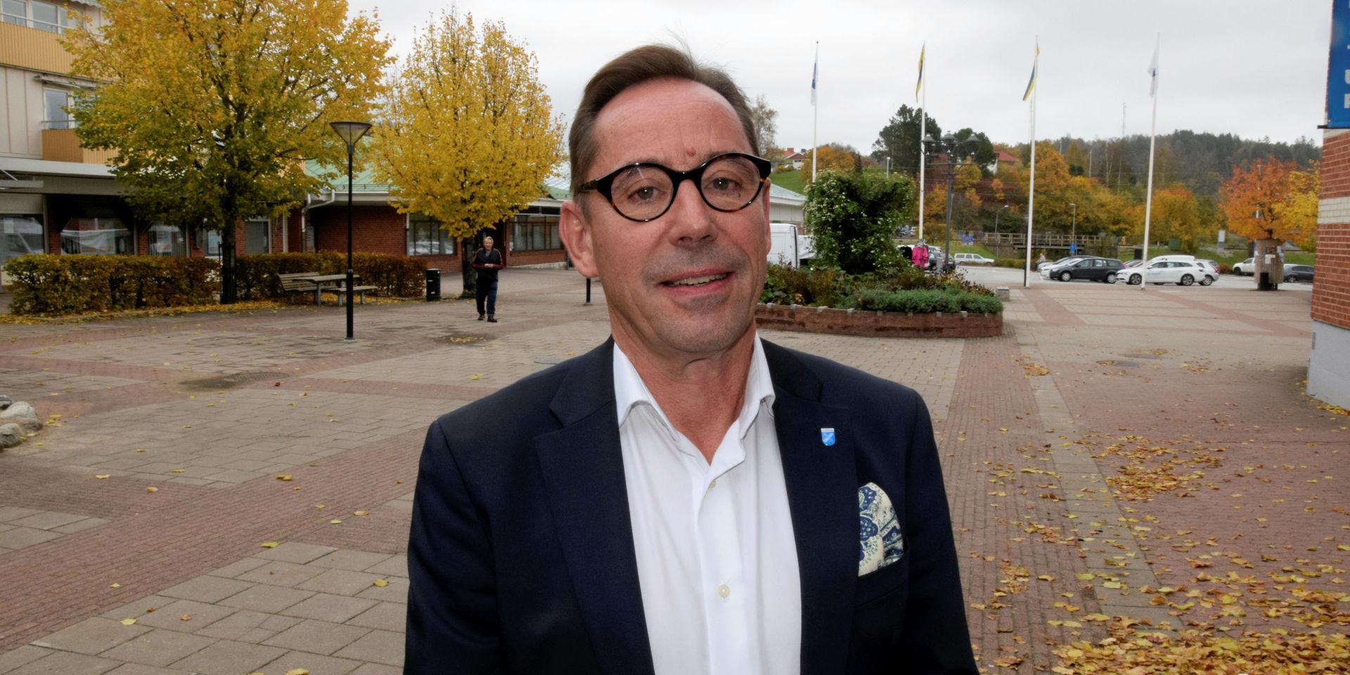 Håkan Sundberg, kommundirektör i Munkedals kommun, är nöjd över det stora överskottet i kommunens budget.