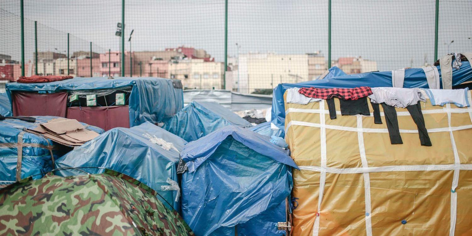 Ett improviserat läger i Casablanca i Marocko där migranter från afrikanska länder söder om Sahara slagit sig ner. Arkivbild.