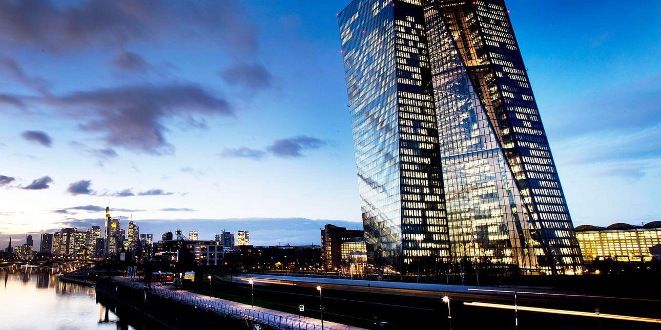Europeiska centralbankens högkvarter i Frankfurt i Tyskland. Arkivbild.