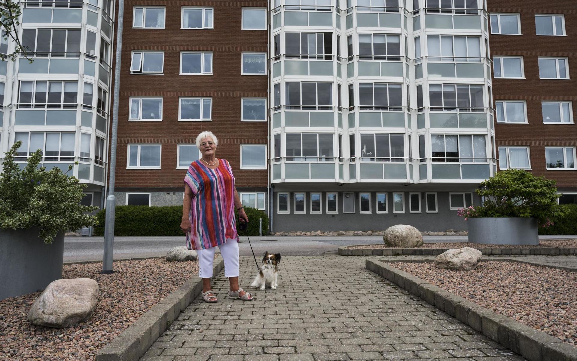 20 juli 2020. Ulla Axelsson i Uddevalla tycker isoleringen för 70+ är tråkig och påfrestande.