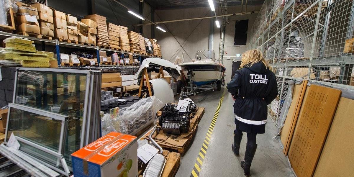TULL. Norska tullen fann två ton bakverk vid en kontroll av en bil utan nödvändiga tullhandlingar