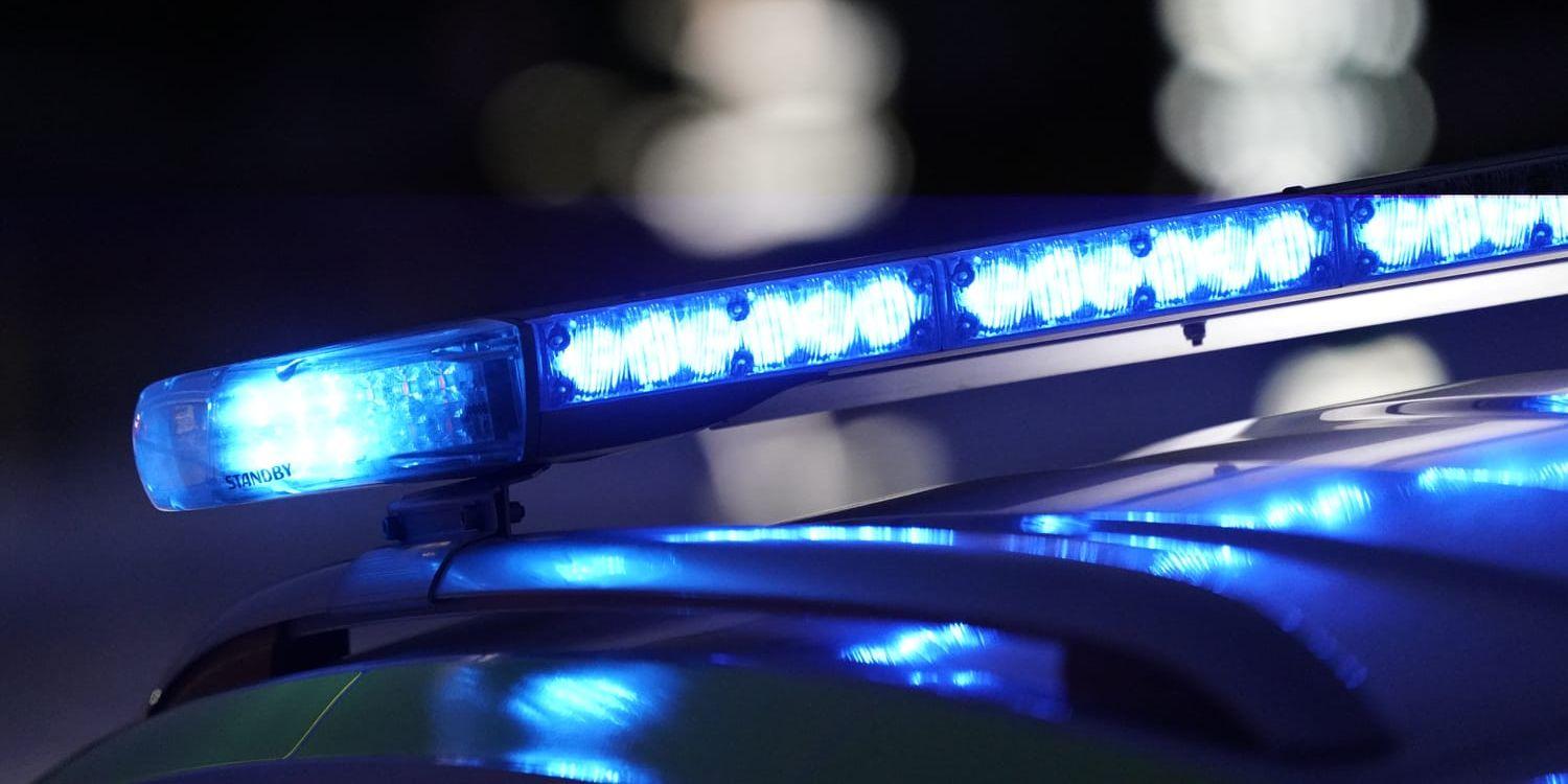 Polis stoppade en kvinna som misstänks för rattfylleri efter en vinglig färd från Torp.