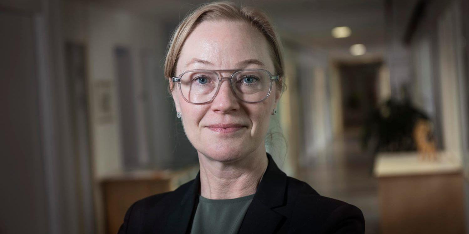 Juristen Cecilia Blomqvist konstaterar att det kan bli dyrt att byta bank om man ha bostadslån. Arkivbild.