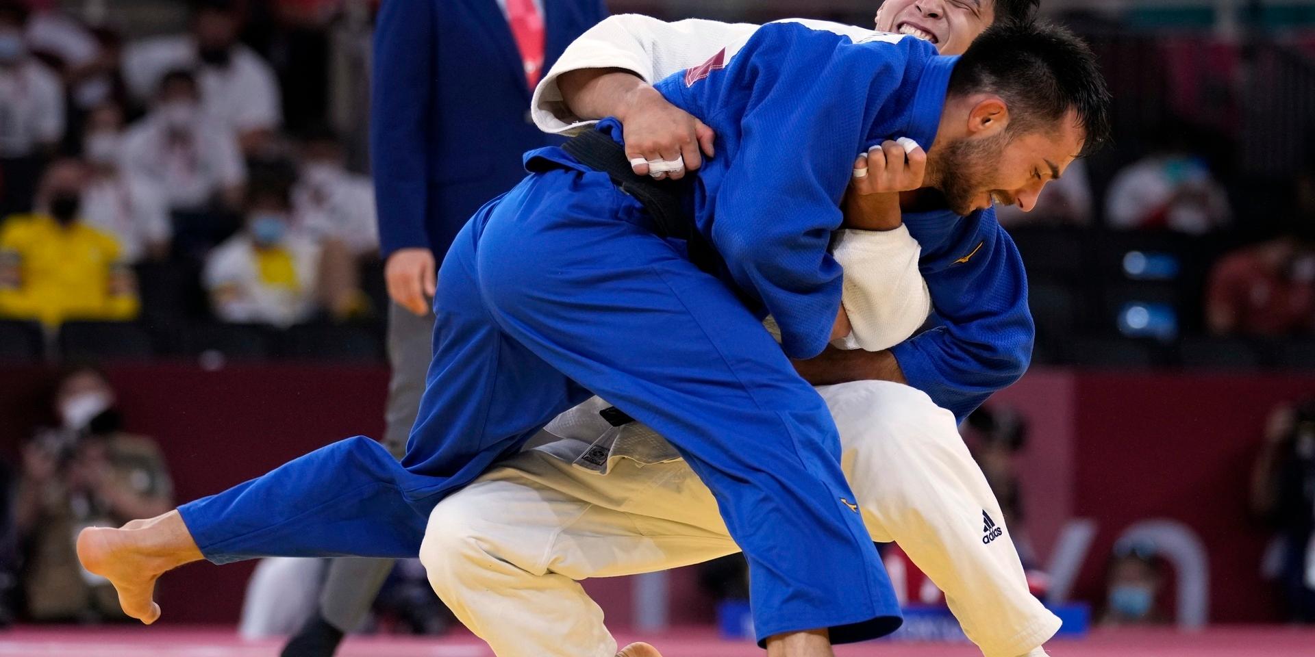 Vazha Margvelashvili i blått, i semifinalen mot Sydkoreas An Baul i judons 66 kilosklass.