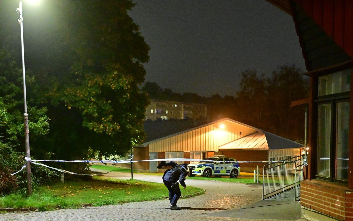 Platsen där en man hittas död blir centrum för en av Uddevallas mest omtalade utredningar. I podden får du ta del av ljud som aldrig tidigare publicerats.