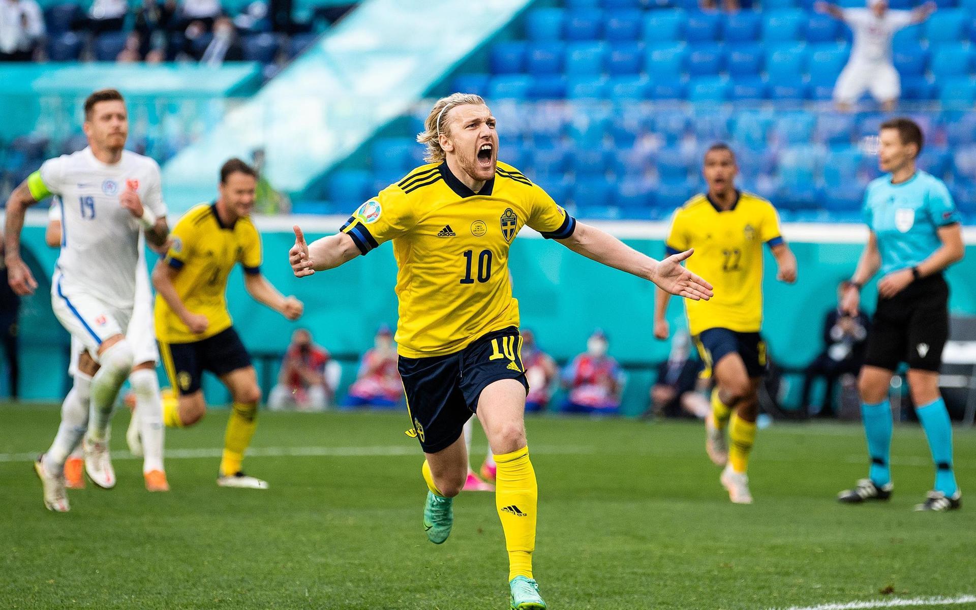 Emil Forsberg of Sweden celebrates after scoring 1-0 during the UEFA Euro 2020 Football Championship match between Sweden and Slovakia on June 18, 2021 in Saint Petersburg. 