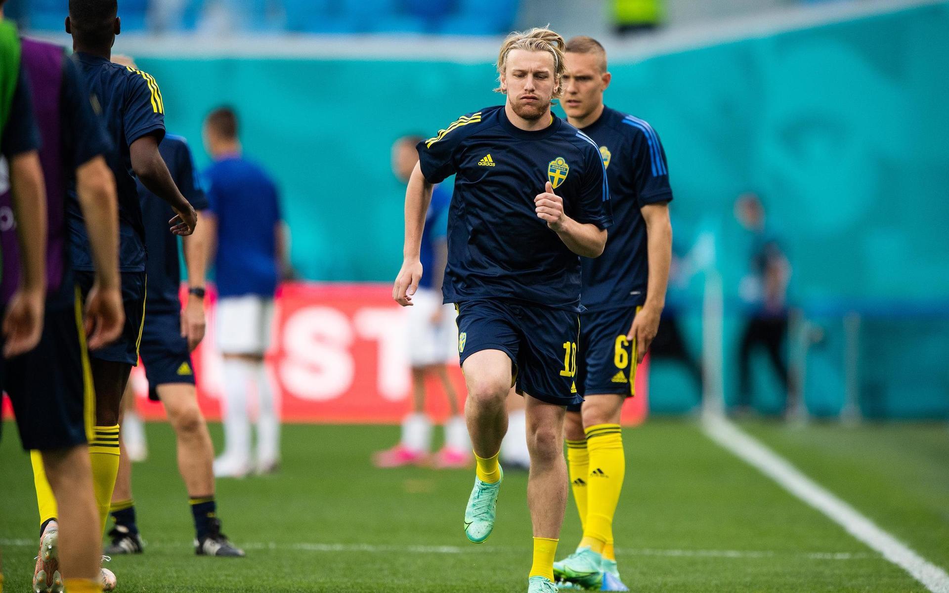 Emil Forsberg of Sweden during warm up ahead of the UEFA Euro 2020 Football Championship match between Sweden and Slovakia on June 18, 2021 in Saint Petersburg.