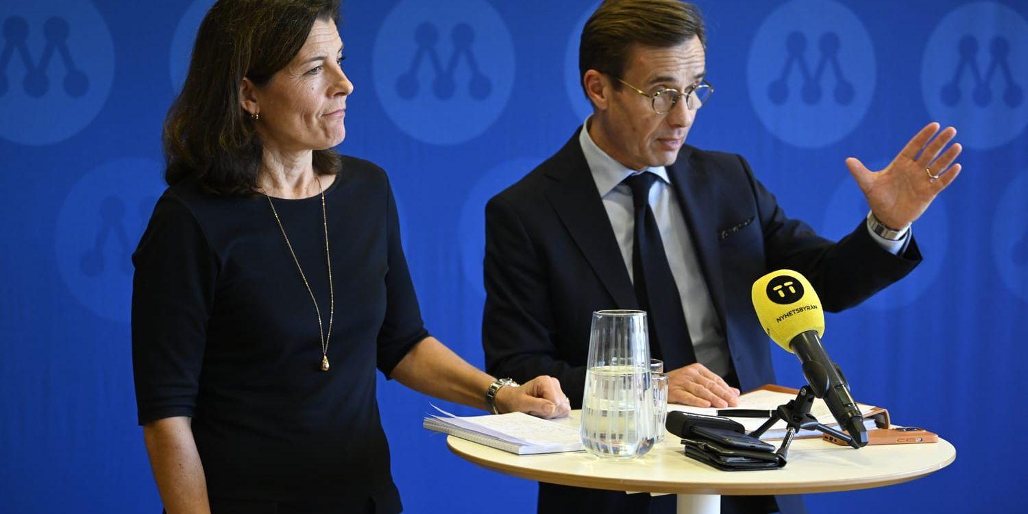 Karin Enström, partisekreterare, och Ulf Kristersson, partiledare. Arkivbild.