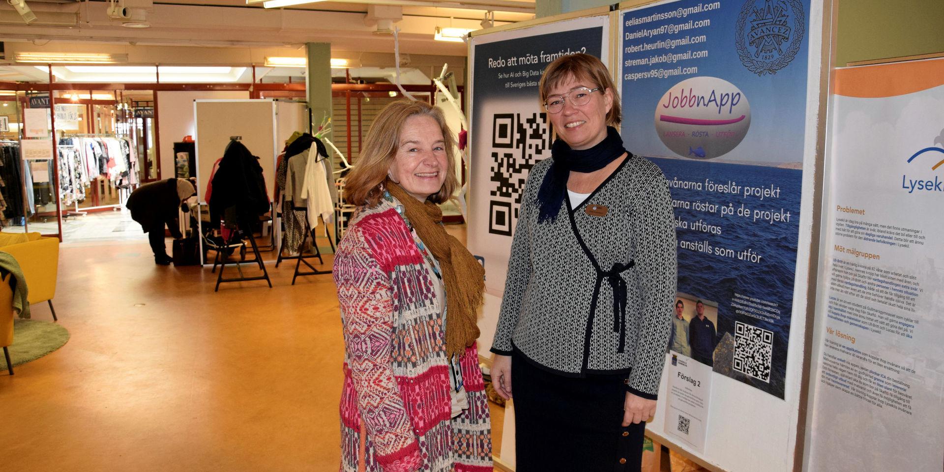 Anne Gunnäs och Tove Andersson arbetar på Lysekils kommun och är båda inblandade i den pågående utställningen om digital teknik som ska göra tillvaron enklare.