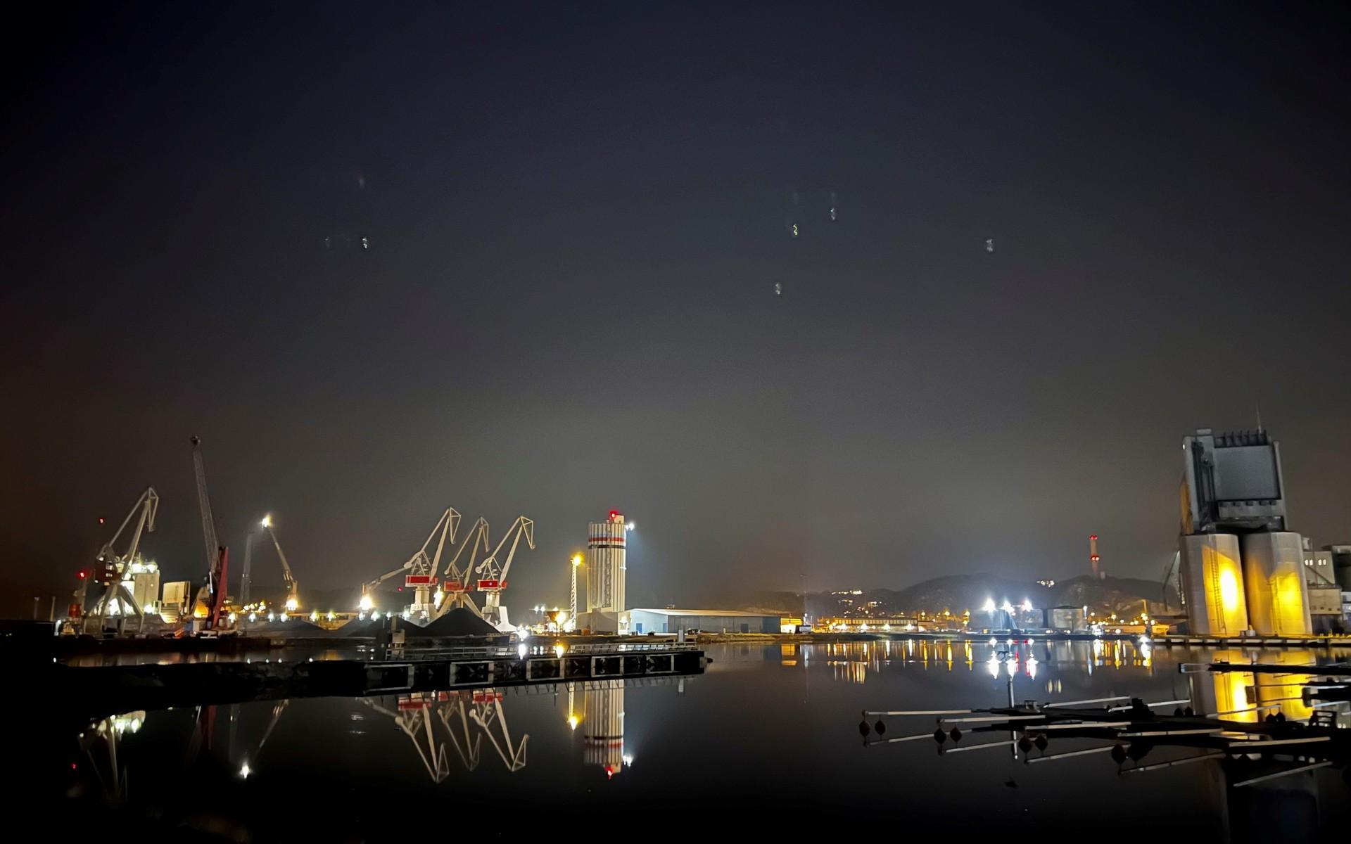 ”Uddevalla hamn, bilden togs 2/11 2021”