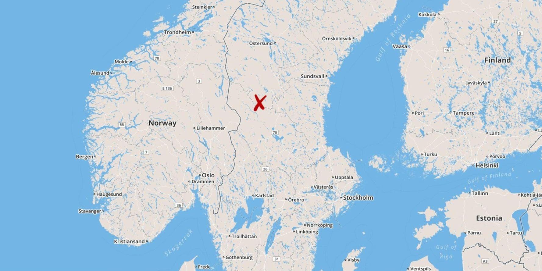 Länsstyrelsen i Jämtland har beslutat om skyddsjakt på två vargar som befinner sig söder om Lillhärdal.